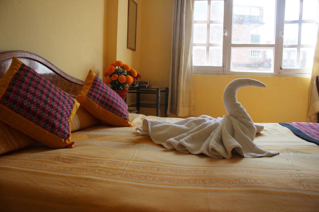 Simrika Homes Bed And Breakfast カトマンズ 部屋 写真